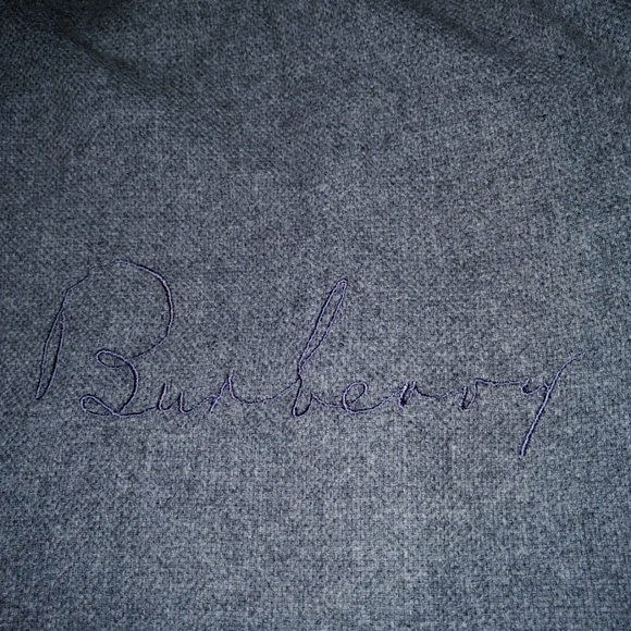 Burberry grey wool/cashmere cape - Picture 2 of 3